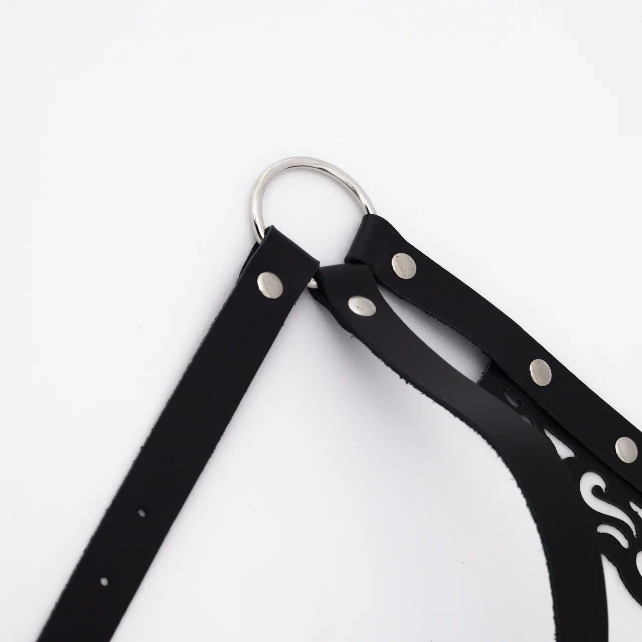 ПОРТУПЕЯ РЕЗНАЯ С КЛЕПКАМИ, арт. CH-25014