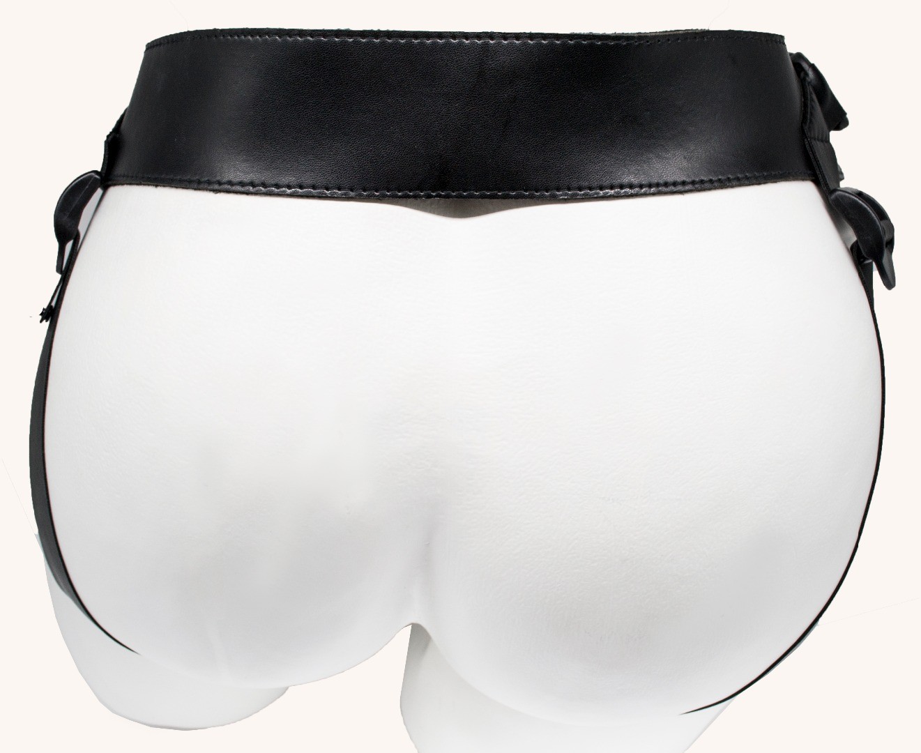 ХАРНЕСС МУЖСКОЙ ПУСТОТЕЛЫЙ МИНИ MEN STYLE L 175/150 мм, D 40/52 мм, артикул 741823